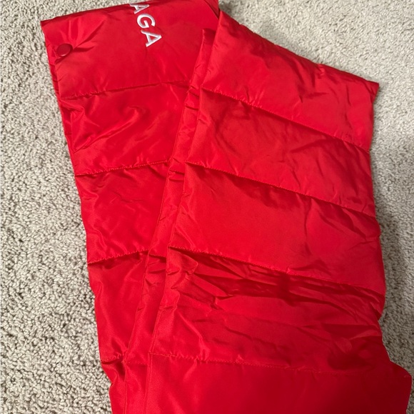 Balenciaga Scarlet Quilted scarf - Picture 2 of 3